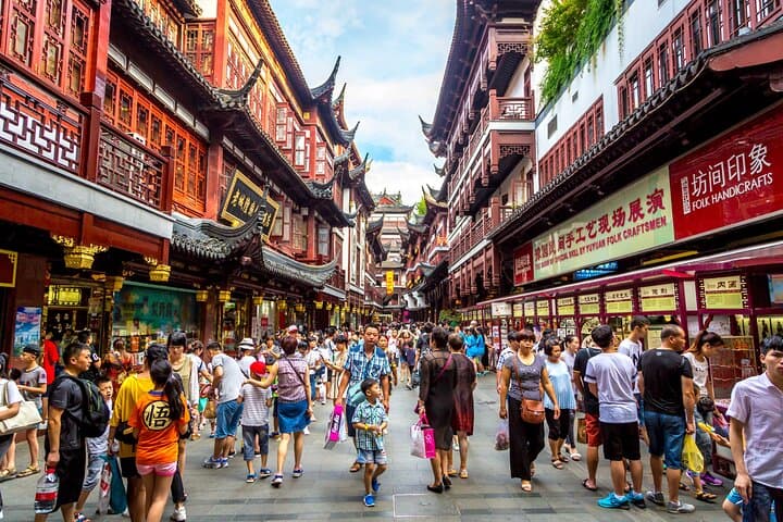 Full-Day Private Tour Shanghai: Bund, Yu Garden & French Concession photo 3