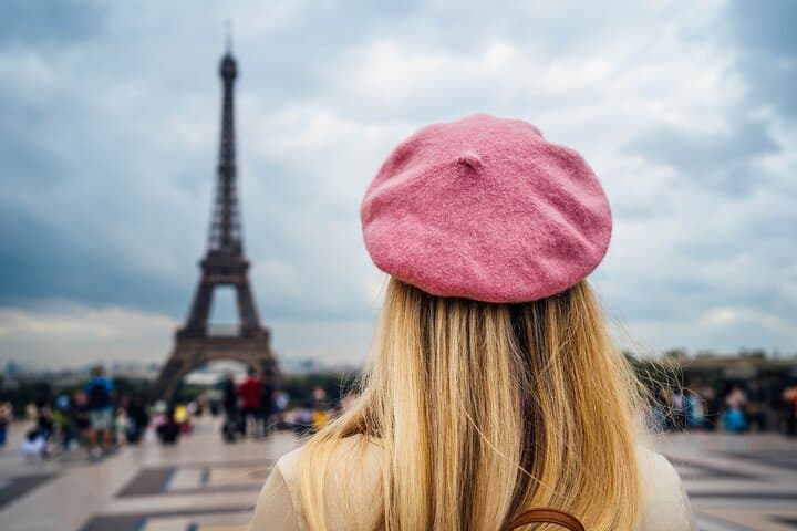 Eiffel Tower Photo Shoot — Private 30-Minute Session at Trocadéro photo 4