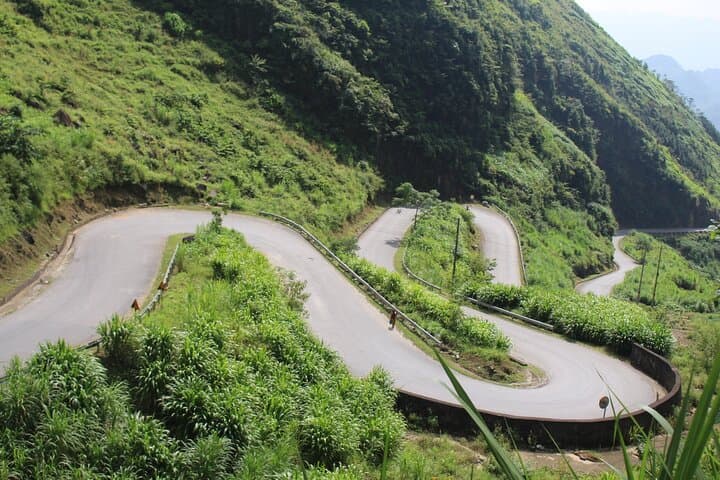 Northern Vietnam 6–8 Day Itinerary: Sapa, Ha Giang, Ban Gioc & Ba Be photo 2