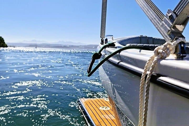 Serendipity Knysna Lagoon Cruise — Vintage Sloep to the Knysna Heads