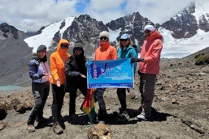 Austria Peak Day Hike — Chiarkhota Lagoon & Cordillera Views from La Paz photo 6