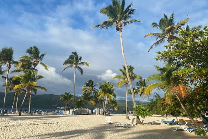Samaná Day Trip: El Limón Waterfall, Playa Rincón & Cayo Levantado (Bacardi Island) photo 5