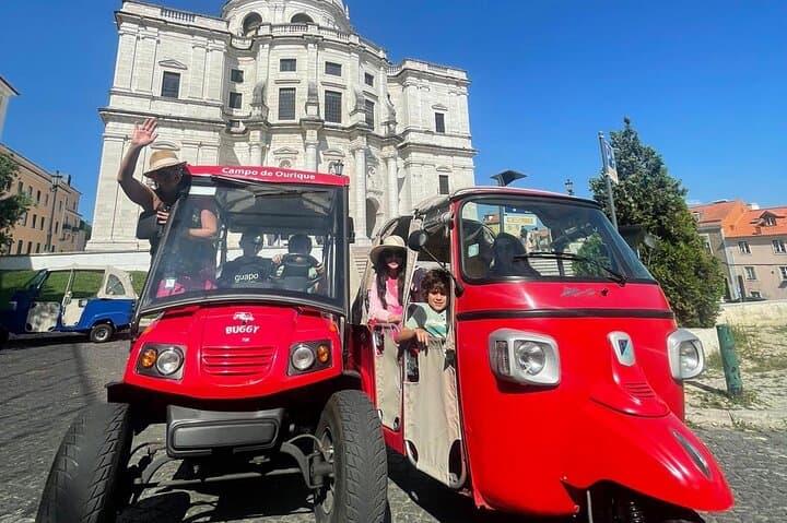 Explore Lisbon's Heart: 100-Minute Private Tuk-Tuk Tour of Alfama, Chiado & Miradouros photo 5