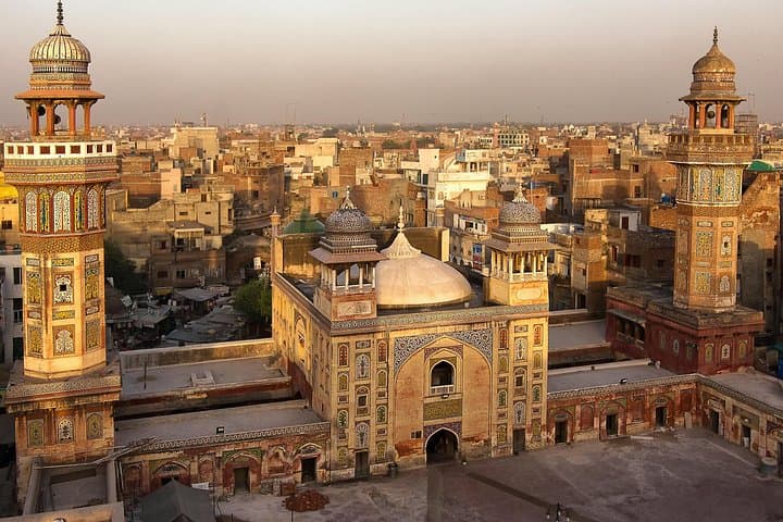 Full-Day Private City Tour of Lahore: Forts, Mosques & Wagah Border photo 2