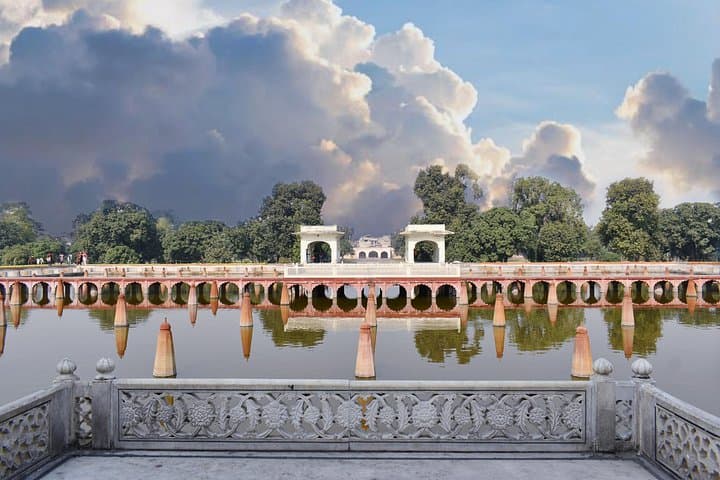 Full-Day Private City Tour of Lahore: Forts, Mosques & Wagah Border photo 3