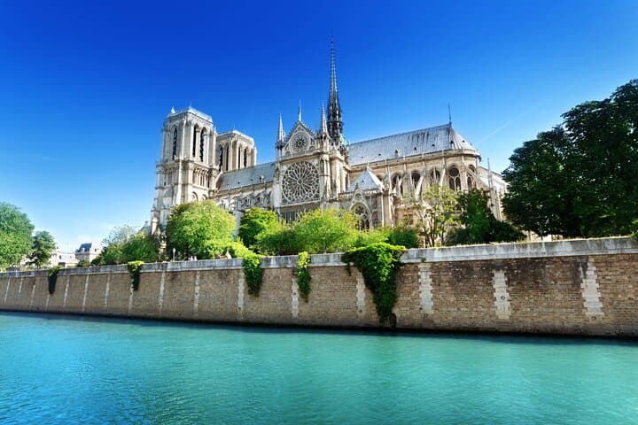 Private Paris City Day Tour with Chauffeur — Eiffel, Louvre & Seine Cruise Options photo 4