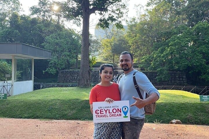 Three Temples Loop and Hiripitiya Spice Trail — One-Day Cultural Walk from Kandy