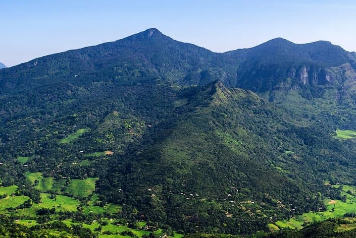 One-Day Knuckles & Riverston Trek from Kandy — Pitawala Pathana and Tampita Temple photo 6