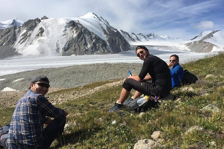 Seven-Day Altai Tavan Bogd Expedition: Nomads, Eagles & Peaks of Western Mongolia photo 3