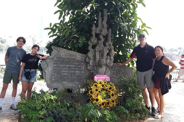 Hanoi Motorbike Sightseeing: History, Food & Evening City Vistas photo 6
