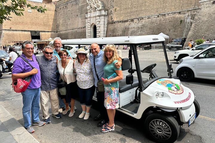 Private 4-Hour Golf Cart Tour of Rome's Ancient Center