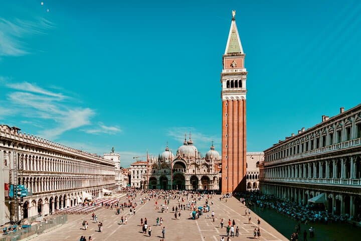 Afternoon in Venice: St. Mark's Basilica, Doge's Palace & Gondola Ride photo 2