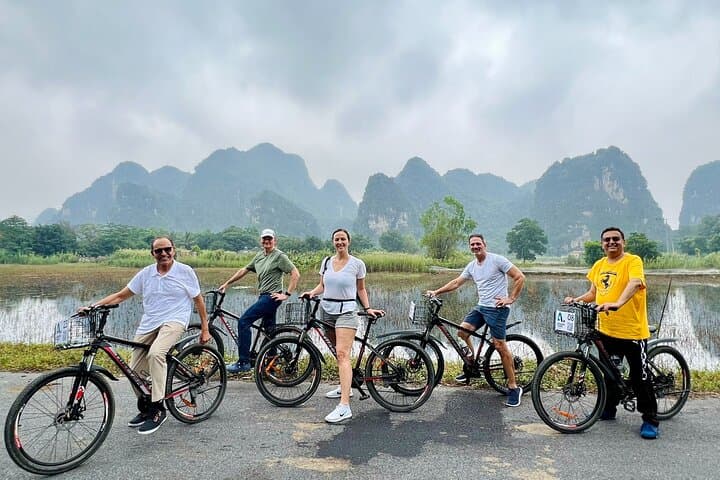 Hang Mua, Tam Coc & Hoa Lu Day Tour — Ninh Binh Limestone Valleys photo 2