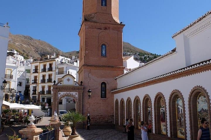 Madrid to Andalusia: 8-Day Road Trip Through Spain's Moorish Heart photo 3