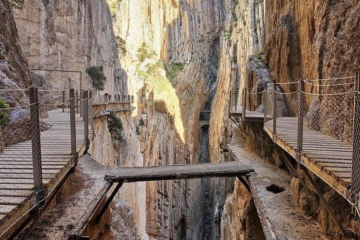 Malaga and El Caminito del Rey: 3-Day Cliffside Walk and City Break photo 2