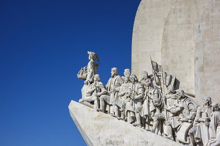 Discover Portugal: 3-Day Lisbon to Sintra, Nazaré & Évora Guided Tour photo 3