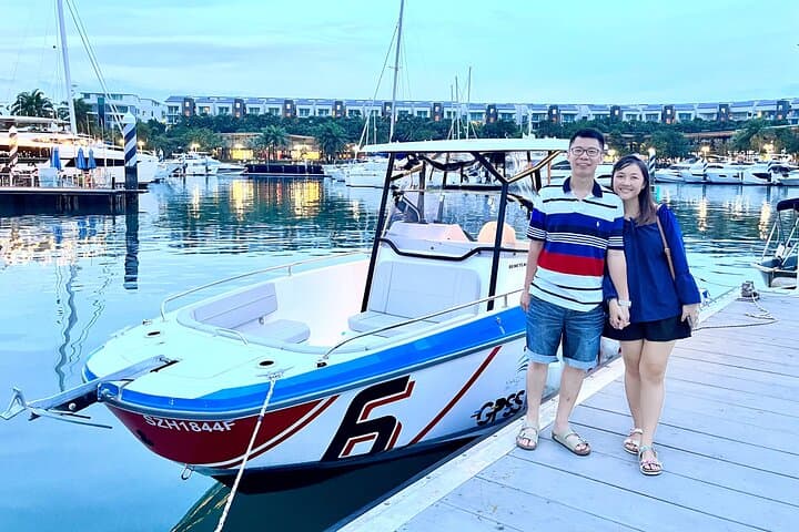 Speedboat Cruise and Marina Dining on Singapore's Southern Islands photo 1