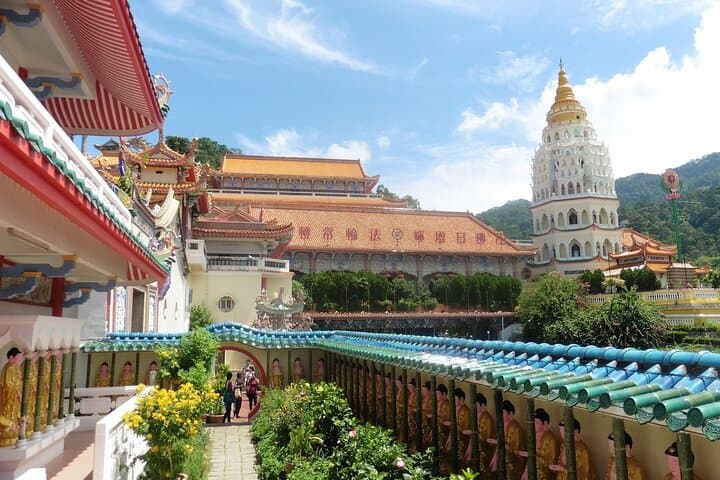 Penang Night Tour: Georgetown Dinner, Night Market & Penang Bridge Ferry photo 5