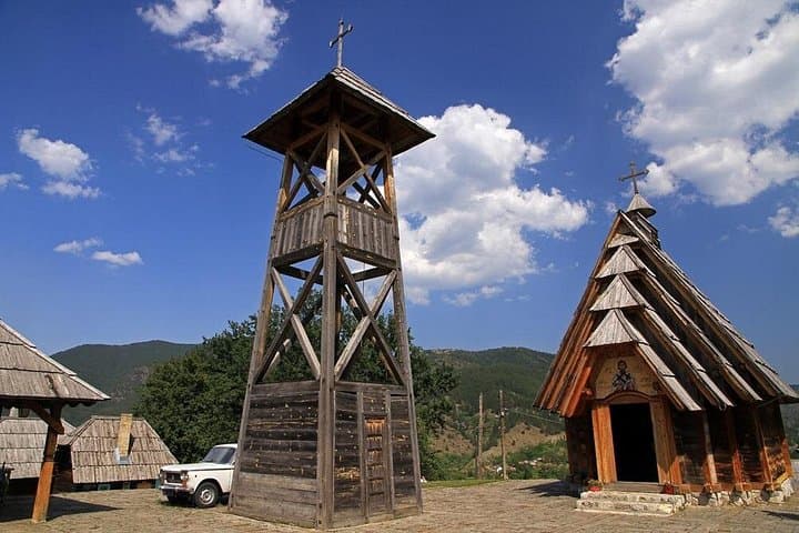 Drina River House & Sargan 8 Steam Train: Day Trip from Belgrade to Mokra Gora and Drvengrad