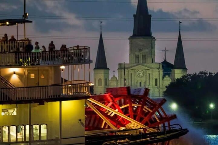 Steamboat Natchez Jazz Dinner Cruise on the Mississippi River photo 2