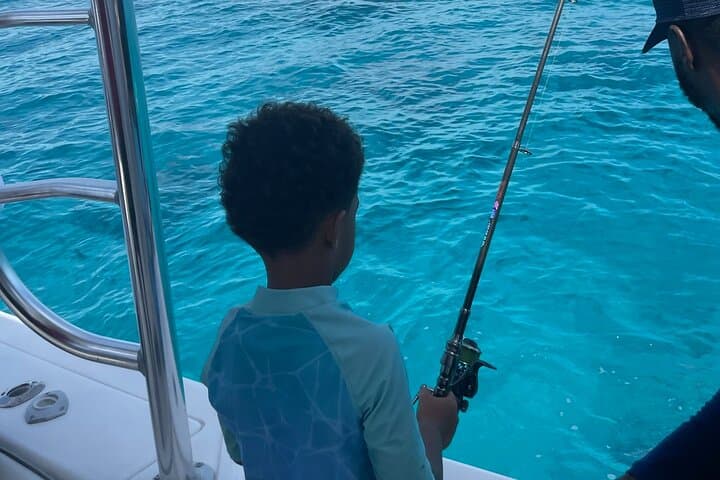Providenciales Full-Day Bottom Fishing Private Charter — Snapper & Grouper photo 5