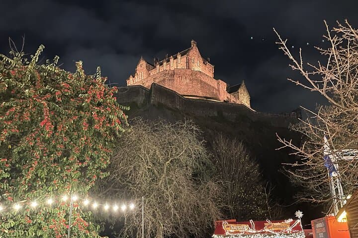 Edinburgh Christmas Walking Tour with Gingerbread & Market Visit photo 5