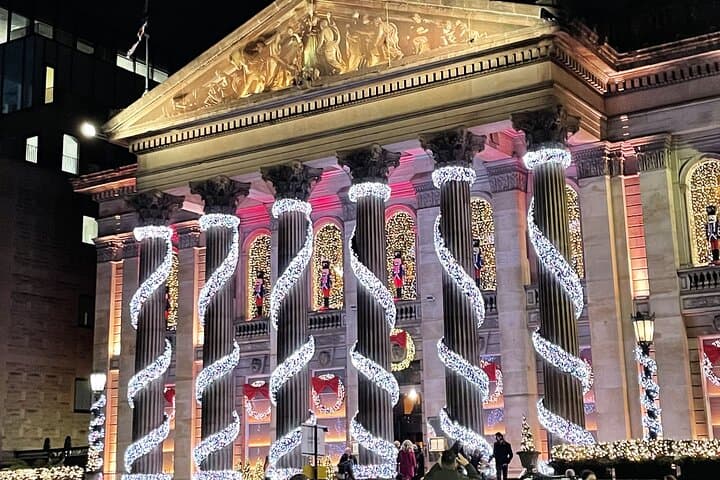 Edinburgh Christmas Walking Tour with Gingerbread & Market Visit photo 4