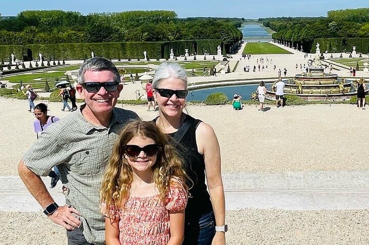 Private Versailles Family Tour with Transfers, Lunch & Priority Access