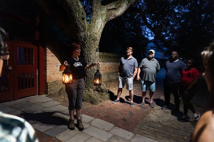 Charlottesville Ghost Tour: Chains, Coffins & Curses Night Walk photo 6
