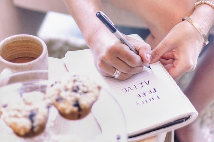 Nashville Songwriter Experience: Write Your Own Song with a Pro photo 4