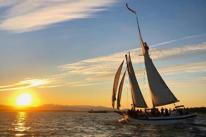 Evening Colors Sunset Sail: Tall Ship Sunset Cruise on Seattle's Elliott Bay photo 3