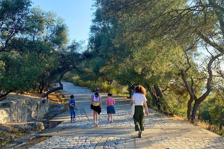 Athens Hills Treasure Hunt: Theseus, Views & Souvlaki photo 4