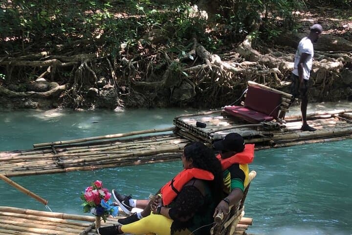 Bamboo River Rafting from Ocho Rios — White River Transfer & Rafting Guide photo 3