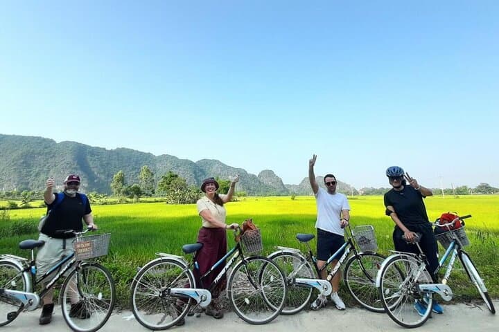 Ninh Binh Heritage Day Trip: Hoa Lu, Trang An & Mua Cave from Hanoi photo 4