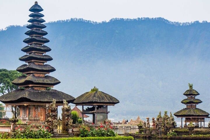 Self-Guided Audio Tour of Pura Ulun Danu Beratan, Bali photo 2
