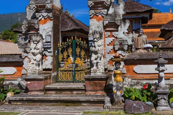 Self-Guided Audio Tour of Pura Ulun Danu Beratan, Bali photo 3