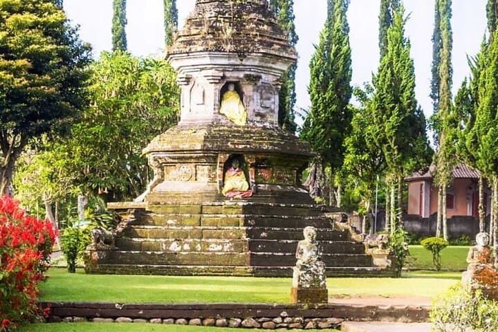 Self-Guided Audio Tour of Pura Ulun Danu Beratan, Bali photo 6