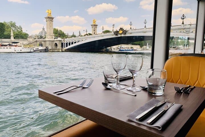 Seine Dinner Cruise from Pont Alexandre III — Evening River Dining & Landmark Views