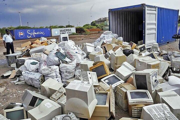 Inside Agbogbloshie: Accra's E-Waste Recycling Tour and Urban Sustainability photo 3