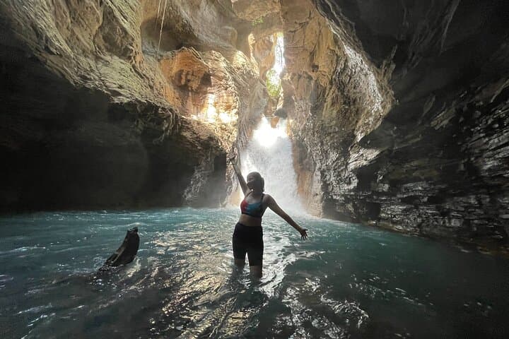 La Leona Waterfall Hike: Unimog Ride and River Canyon Swim at Rincón de la Vieja photo 4