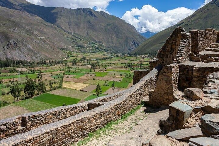 Full-Day Sacred Valley Guided Tour: Pisac, Ollantaytambo & Chinchero photo 2
