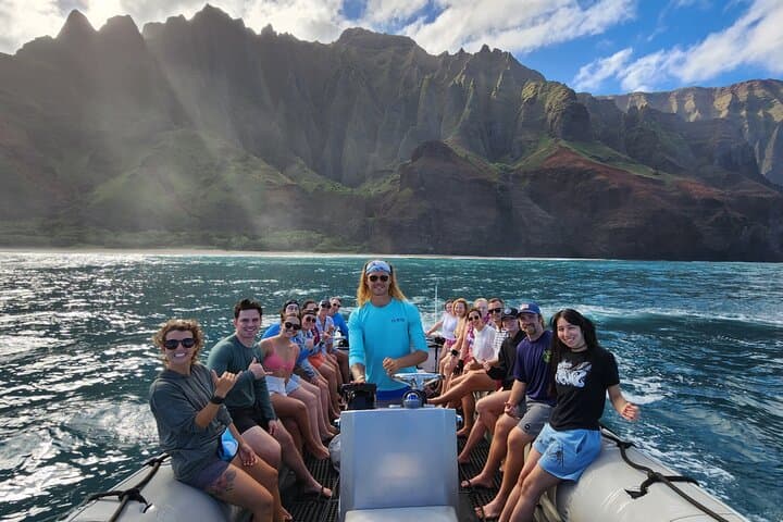 Na Pali Coast Zodiac Raft and Snorkel Expedition from Waimea, Kauai photo 5