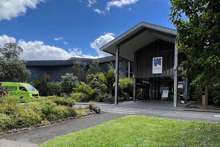 Private Day Trip to Waitangi Treaty Grounds from Auckland — Bay of Islands Cultural Tour photo 6