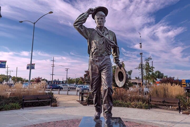 Livermore Scavenger Hunt: Self-Guided Downtown Walking Game & History Tour photo 6