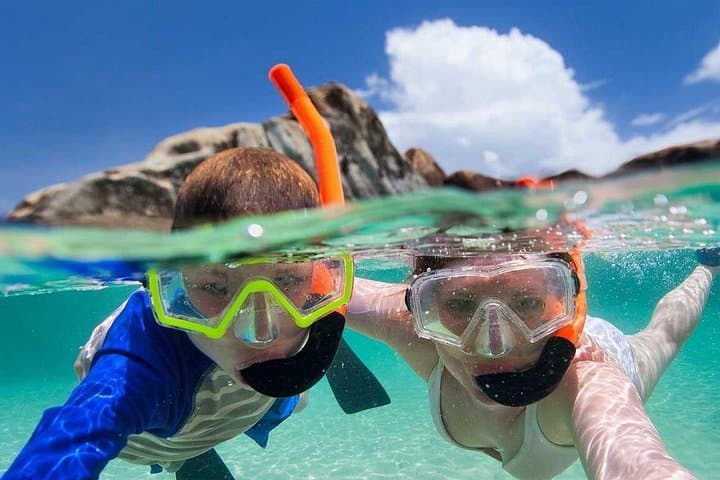 San Juan Guided Snorkeling: Beginner Shore Snorkel with Transport and Turtle Spotting photo 4
