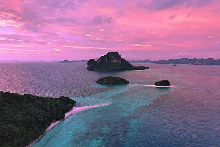 7 Islands Sunset Speedboat Tour from Krabi — Snorkel, Sandbars & Bioluminescence photo 1