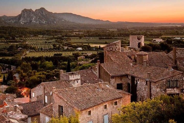 Full-Day E-Bike Adventure in the Alpilles from Saint-Rémy-de-Provence photo 3