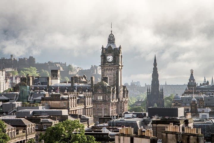 Royal Mile Walking Tour: Edinburgh Old Town Highlights & Historic Sights photo 3