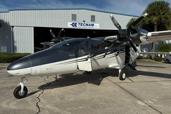 St. Thomas & BVI Aerial Sightseeing — 30-Min Scenic Flight Over Turquoise Reefs