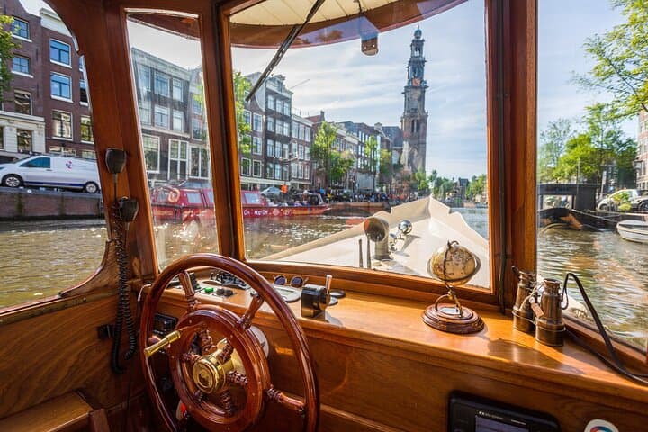 Walk Amsterdam's Canals: Guided City Stroll + Canal Cruise with Drinks & Cheese Tasting photo 5